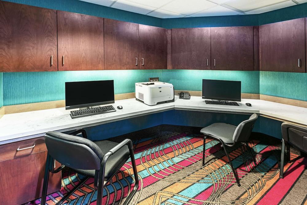 Hampton Inn Miami photo 45
