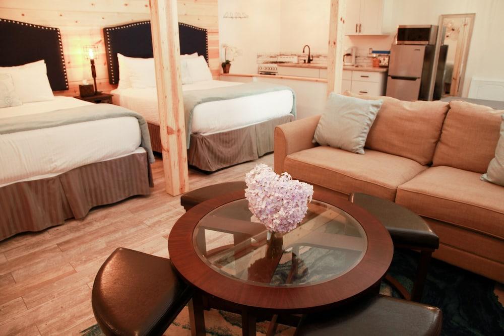 Inn on the Russian River photo 46