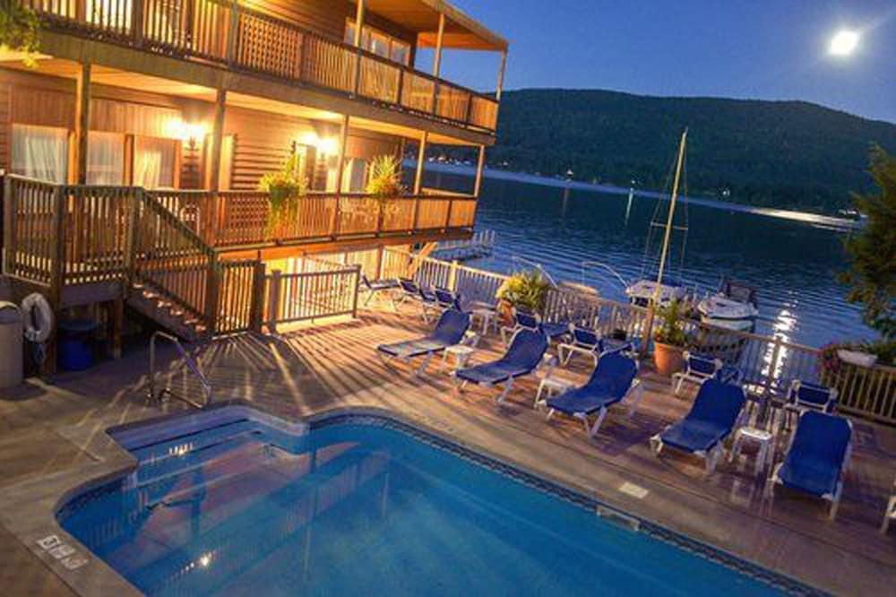 Lake Crest Inn photo 47