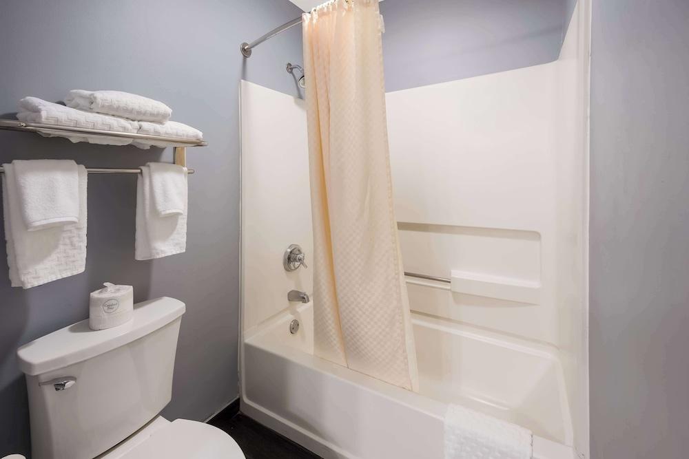 Best Western Riverside Inn photo 9