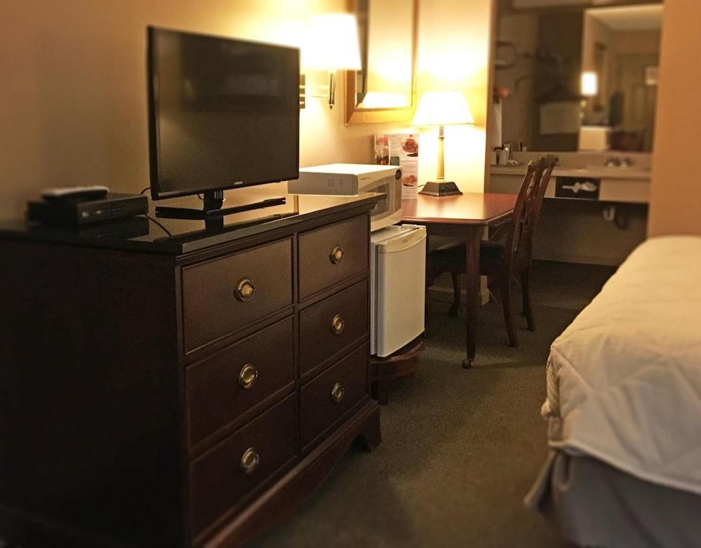 Days Inn by Wyndham Clanton AL photo 15