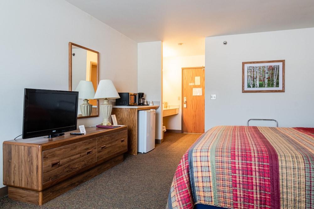 Cedarberry Inn photo 14