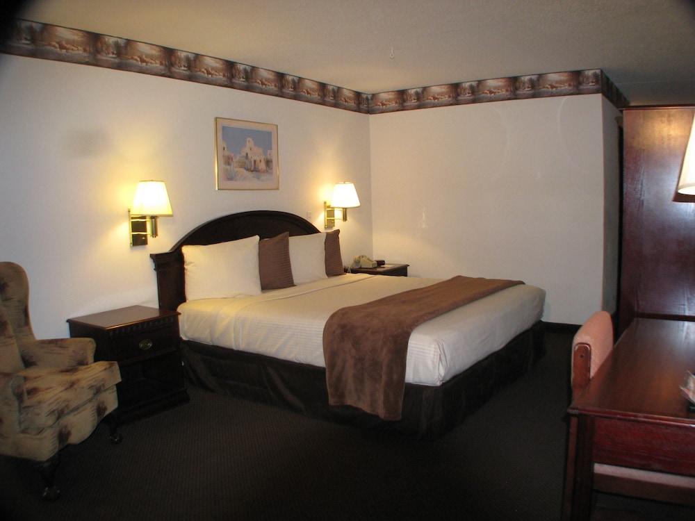 Dodge House Hotel & Convention Center photo 14