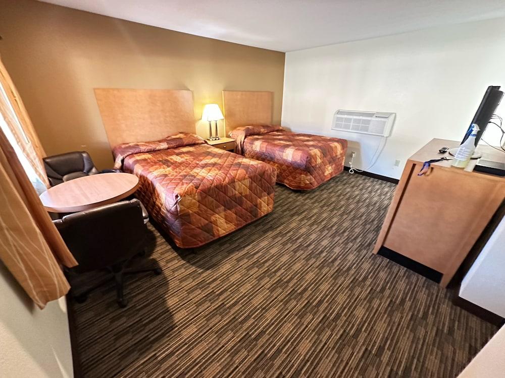 Express Inn photo 2