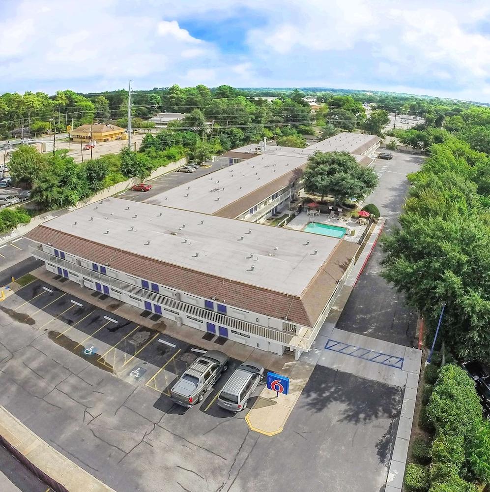 Motel 6 Huntsville, TX photo 28