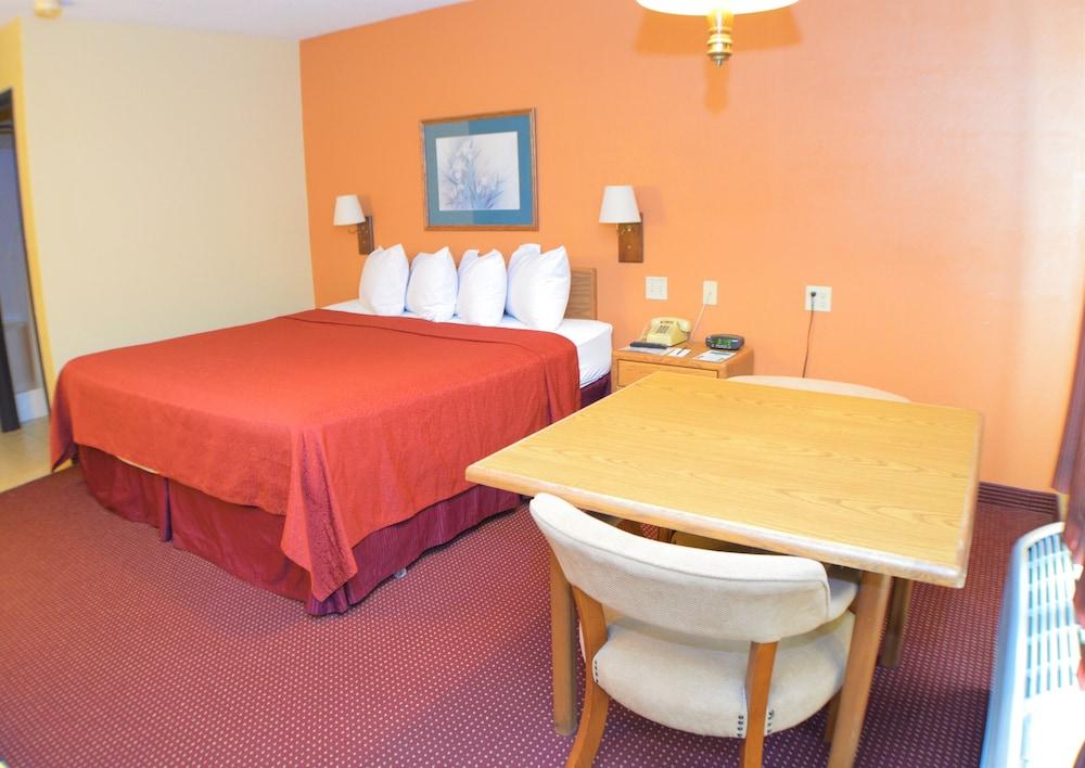 Old Towne Motel photo 16
