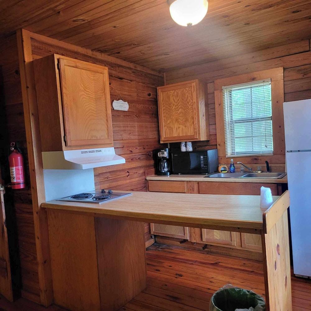 Riverview Cabins photo 3