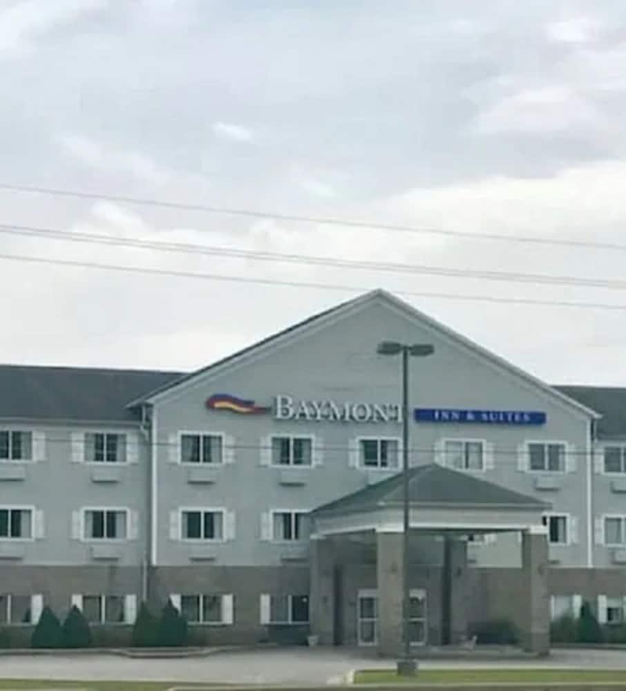 Baymont by Wyndham Lawrenceburg photo 46