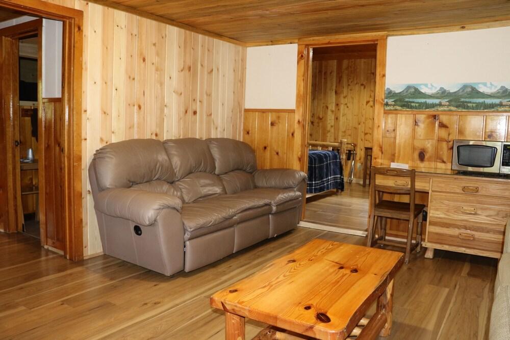 Creekside Lodge at Yellowstone photo 46