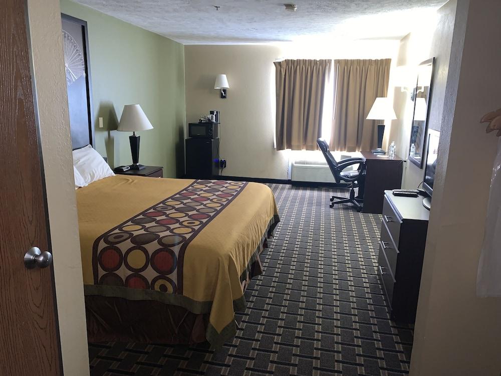 Hotel 7 Inn Anna photo 5