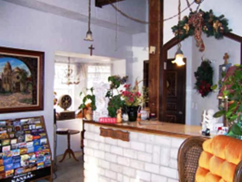 Nostalgic Stay Inn photo 2