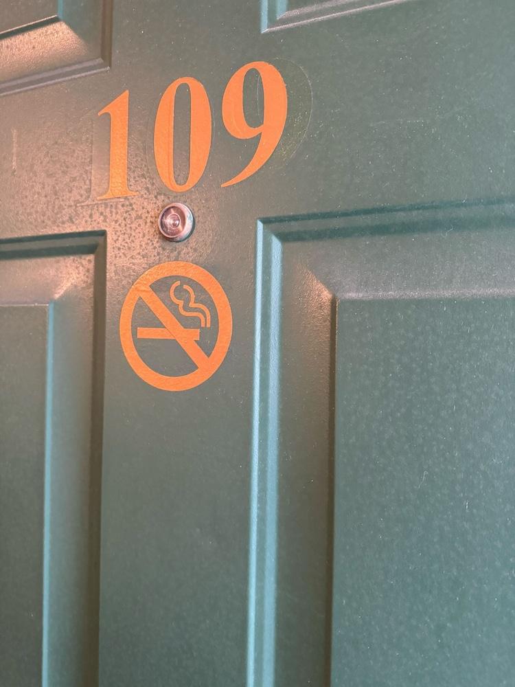 Carlton Marion Inn photo 8