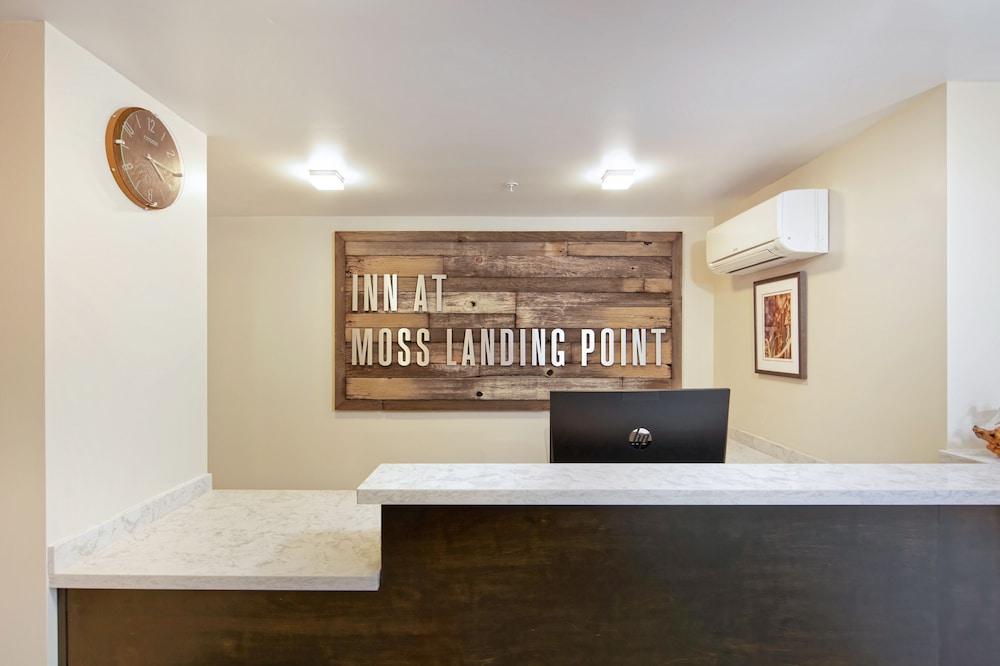Inn At Moss Landing Point photo 13