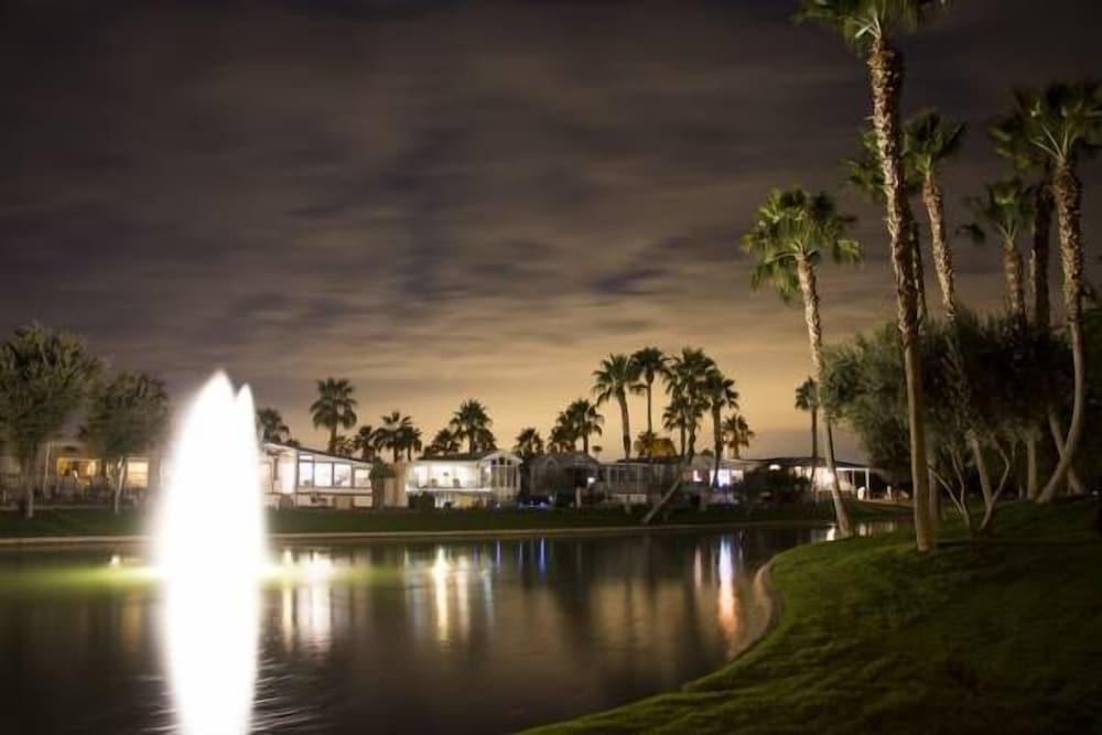 Palm Creek Golf and RV Resort 55 plus photo 24