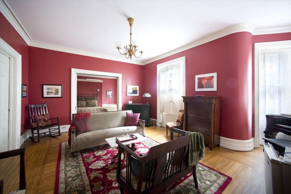 The Peter Herdic Inn photo 19