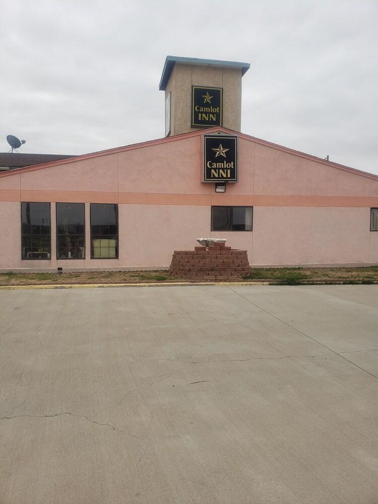 camlot inn motel photo 1