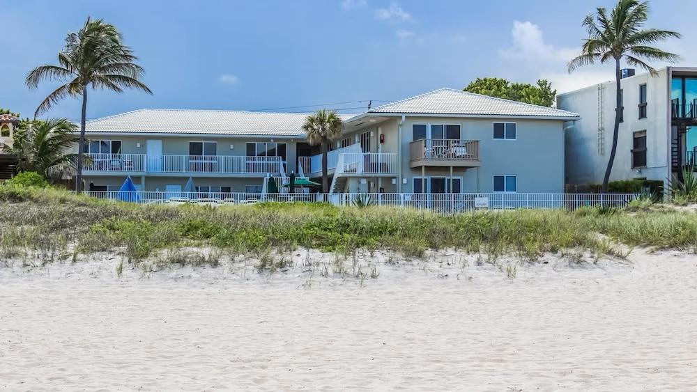 Berkshire Beach Club photo 22