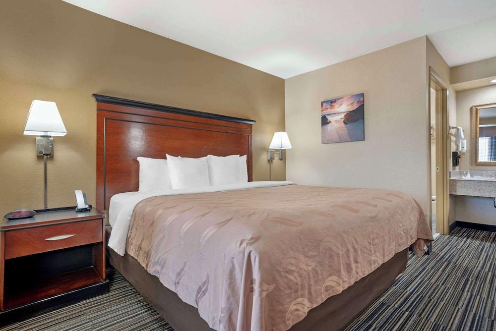 Quality Inn Brookhaven photo 3