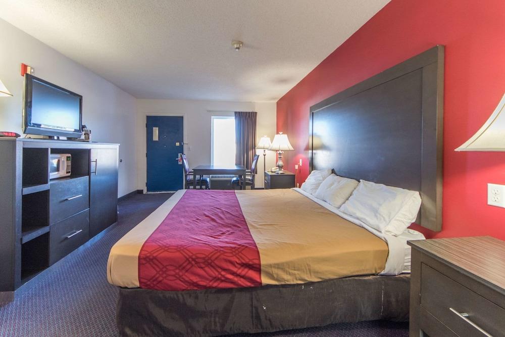 Econo Lodge Ruther Glen photo 15