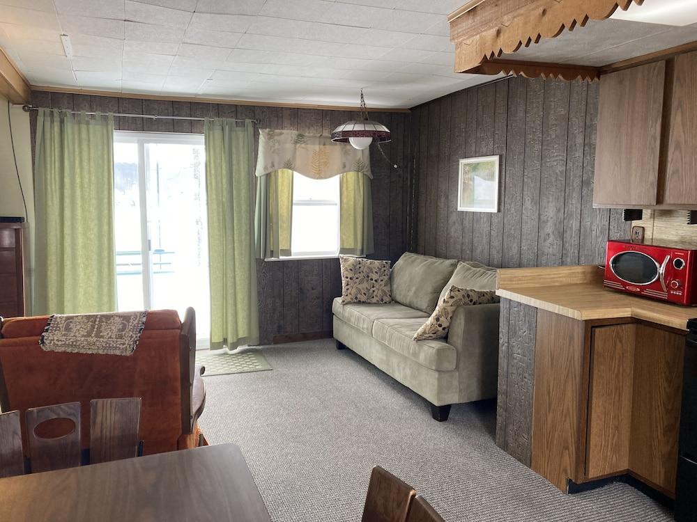 Dixon Lake Resort photo 12