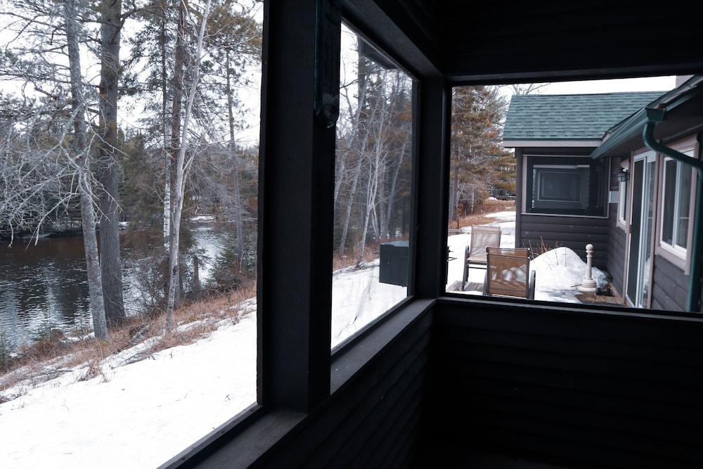 Au Sable Riverview Resort photo 44