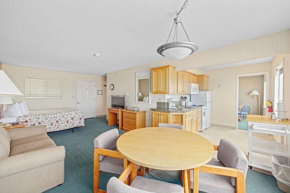 Rockaway Beach Resort photo 19