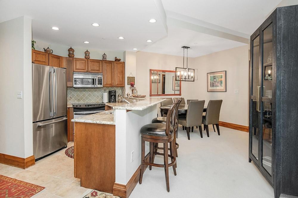 Highlands Lodge in Beaver Creek by Elevation Accommodations photo 33