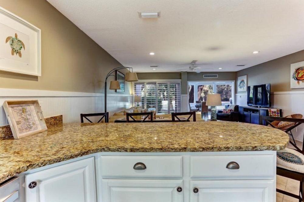 3312 Fairwayoaks photo 10