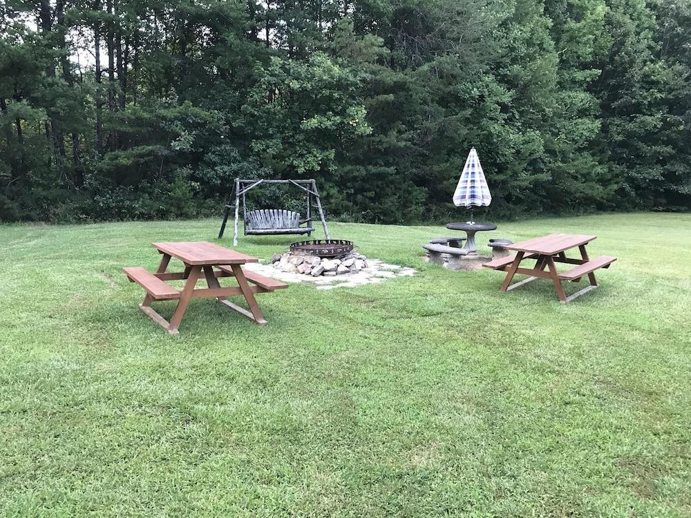 Nacoochee Valley Lodge photo 19