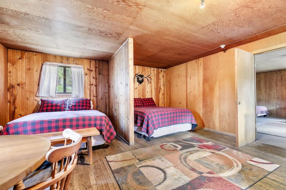 Sawtooth Lodge photo 22