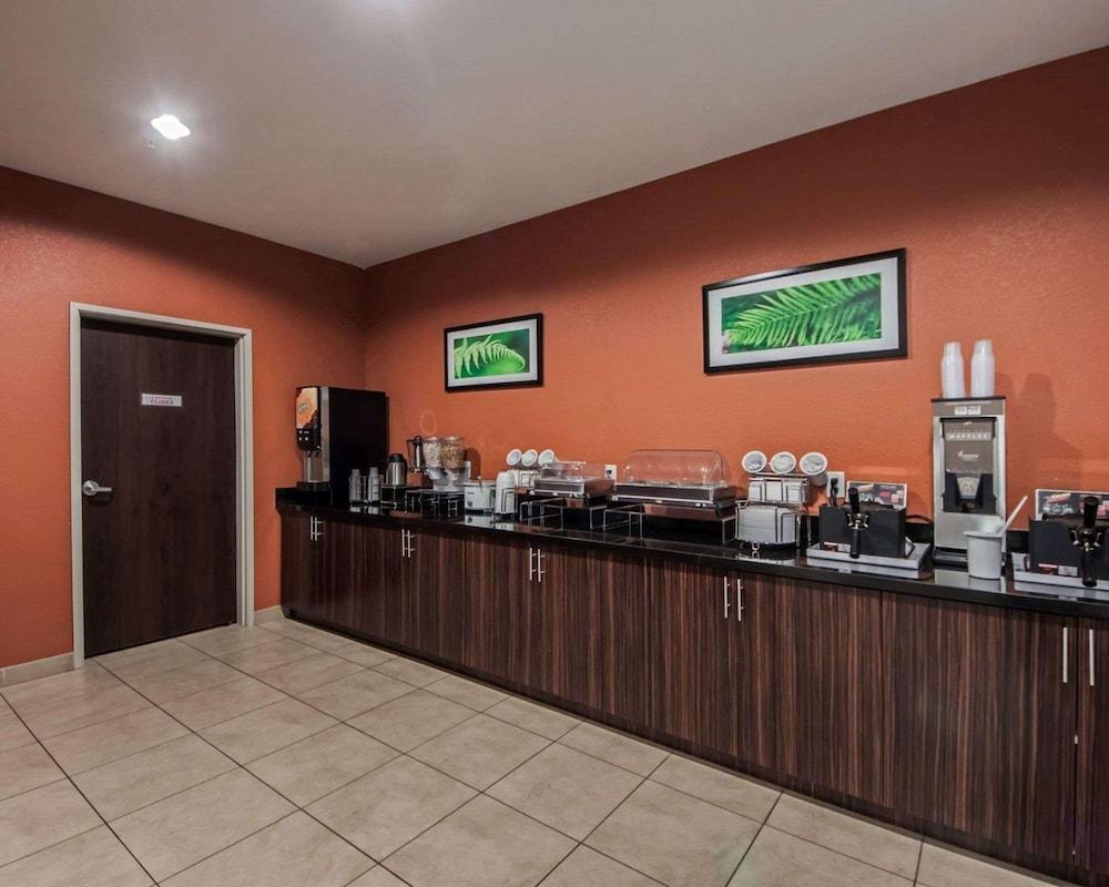 Sleep Inn & Suites Elk City Route 66 photo 8