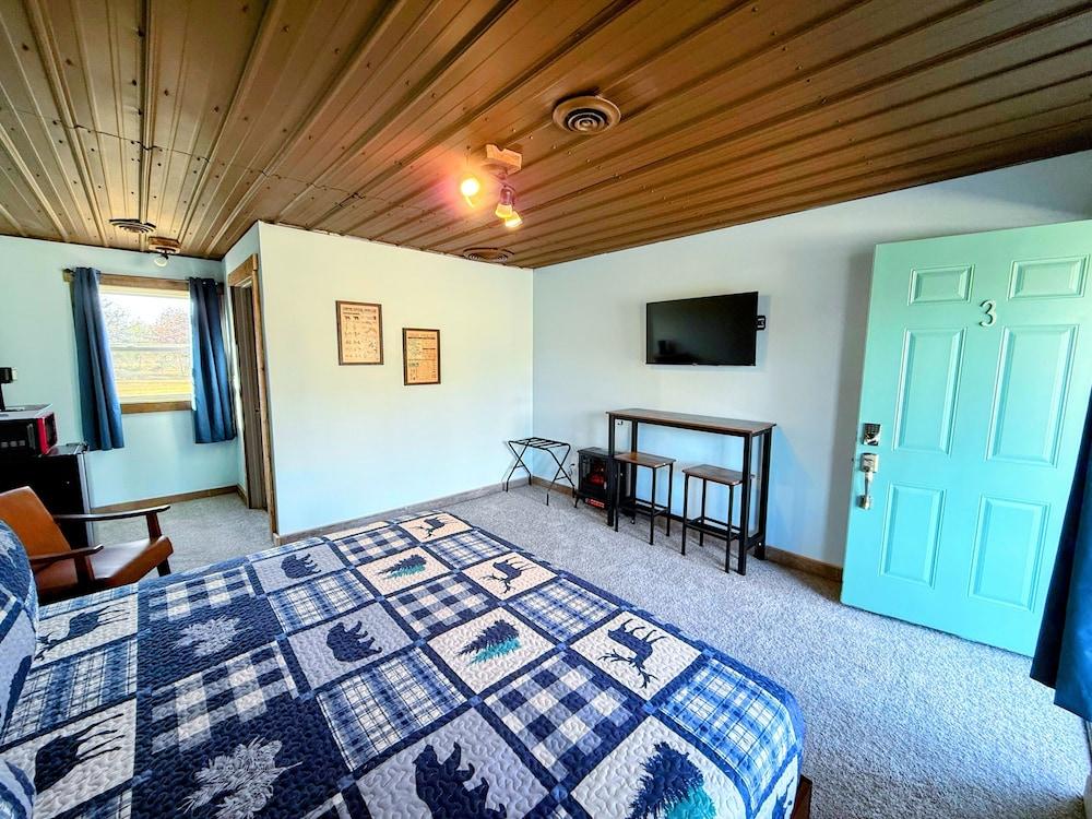 Peninsula Point Lodge photo 14