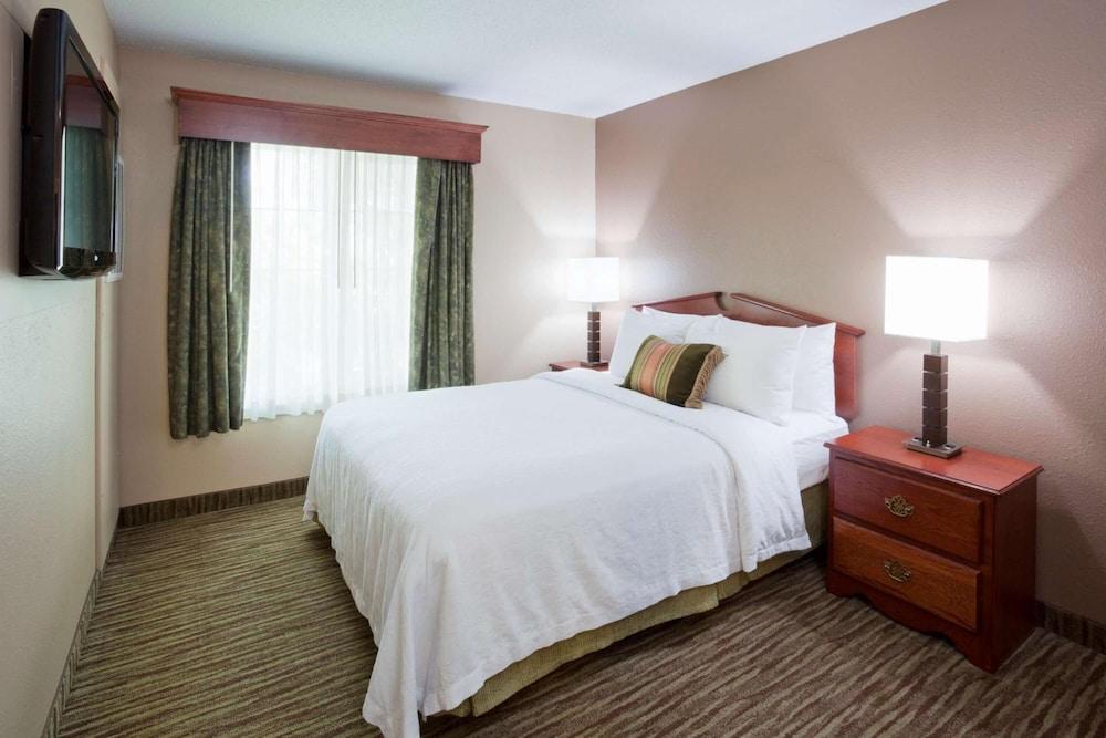 GrandStay Residential Suites Hotel photo 25