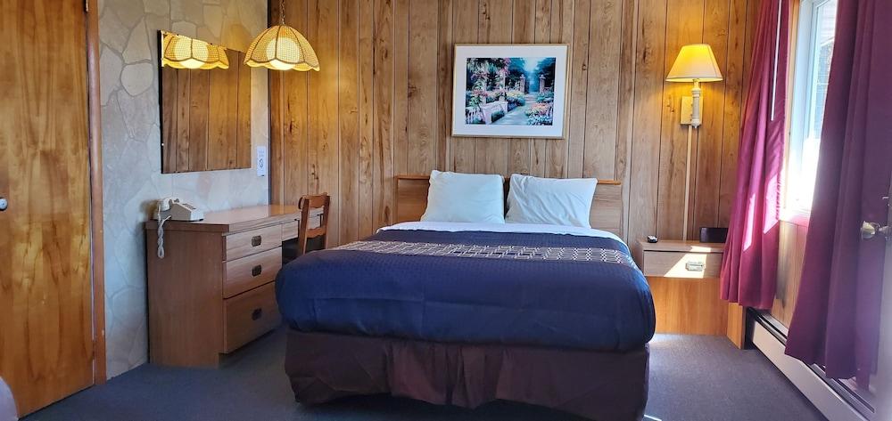 Red Ranch Motel photo 43