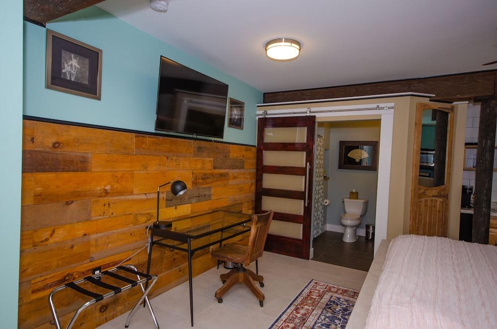 Tobacco Warehouse Inn photo 13