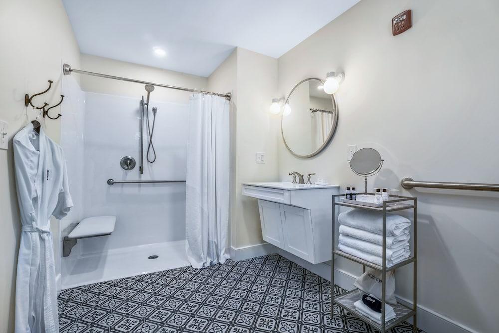 Briar Barn Inn photo 39