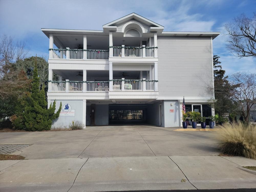 Beaufort Harbour Suites photo 33