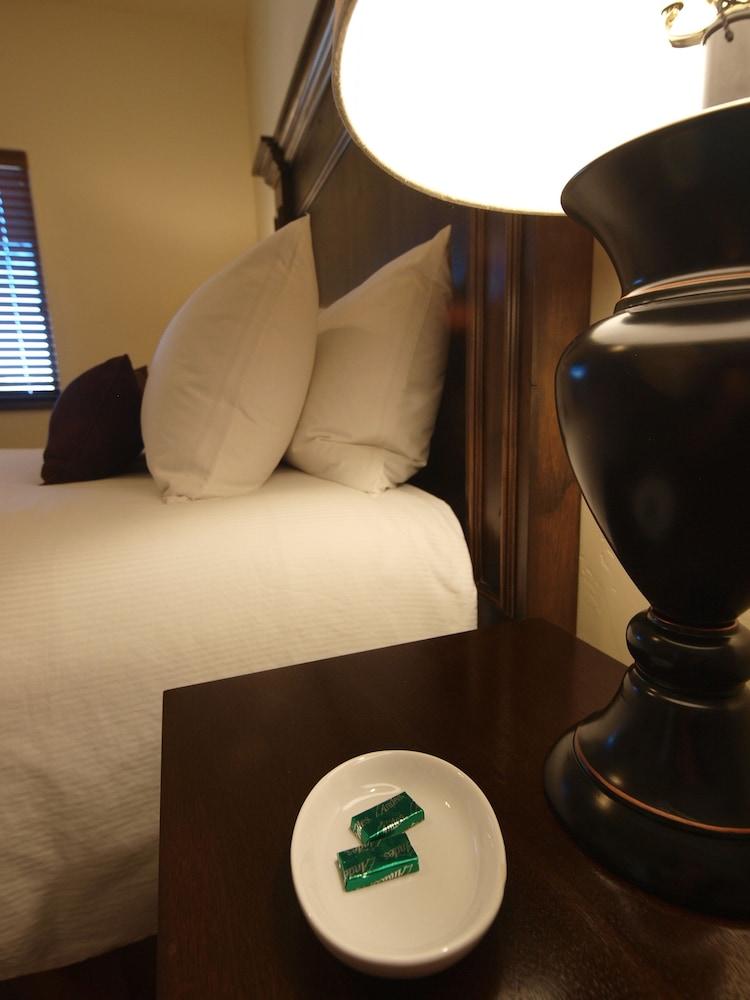 CB&M Executive Suites photo 20