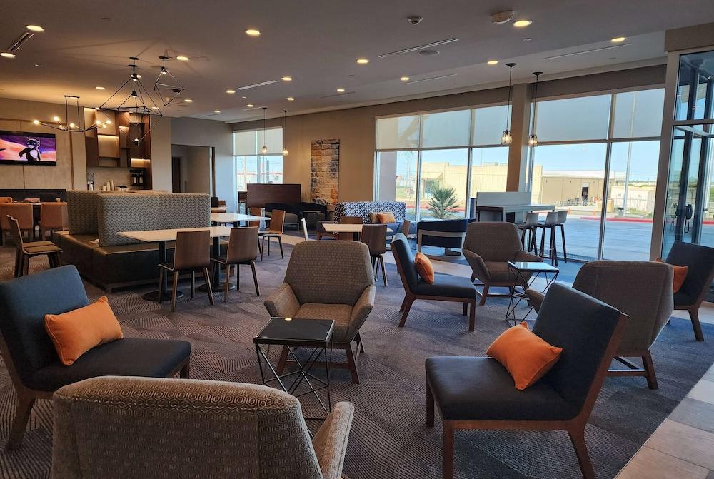 Hawthorn Extended Stay by Wyndham Del Rio photo 3