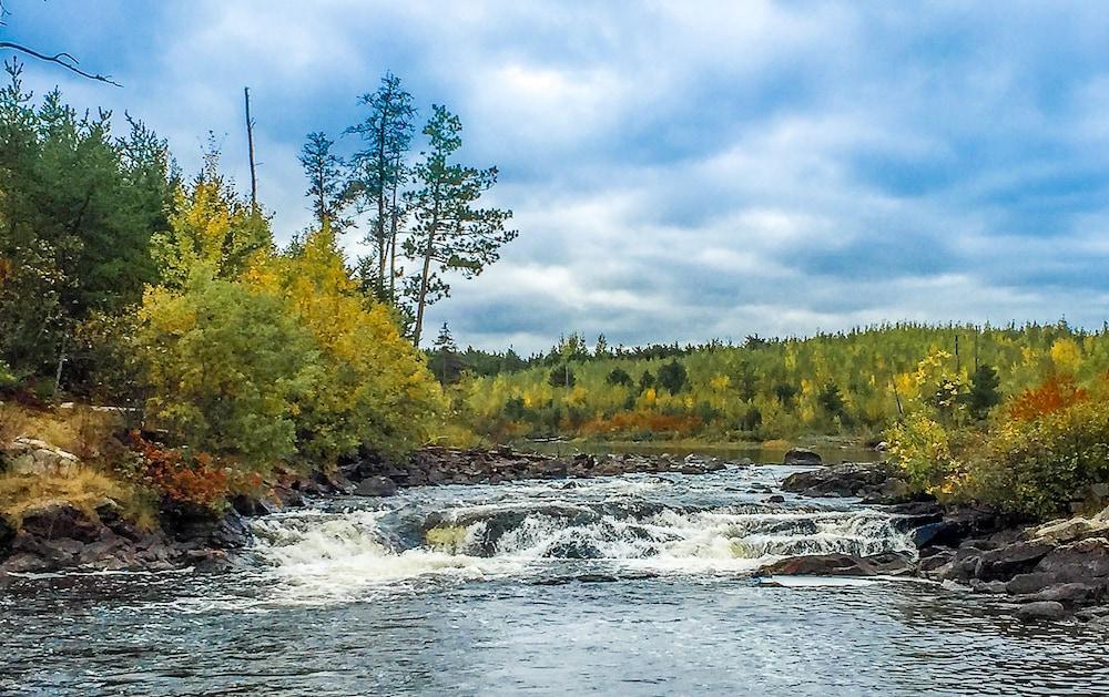 Saganaga Lodge photo 24