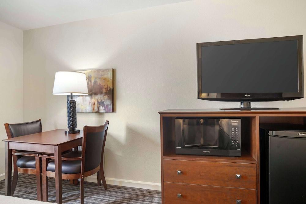 Best Western Clovis Cole photo 3