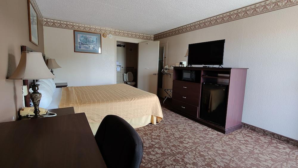 Countryside Inn & Suites photo 15