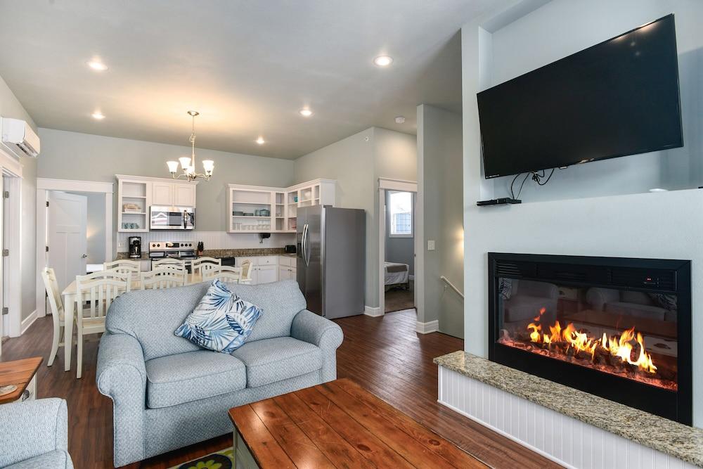 Bransons Nantucket photo 56