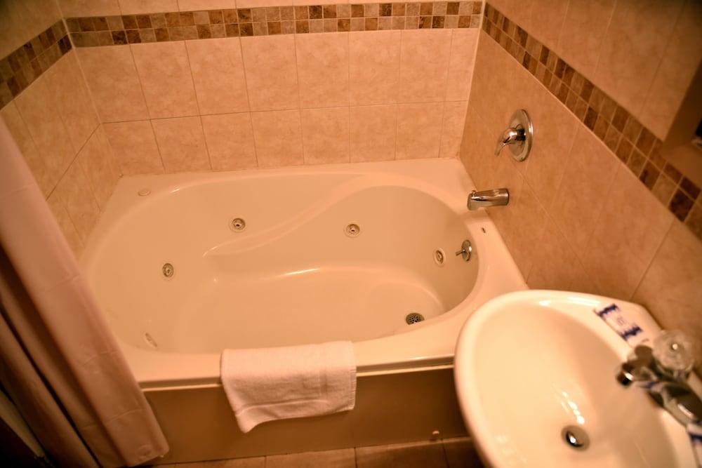 Swan Motel photo 10