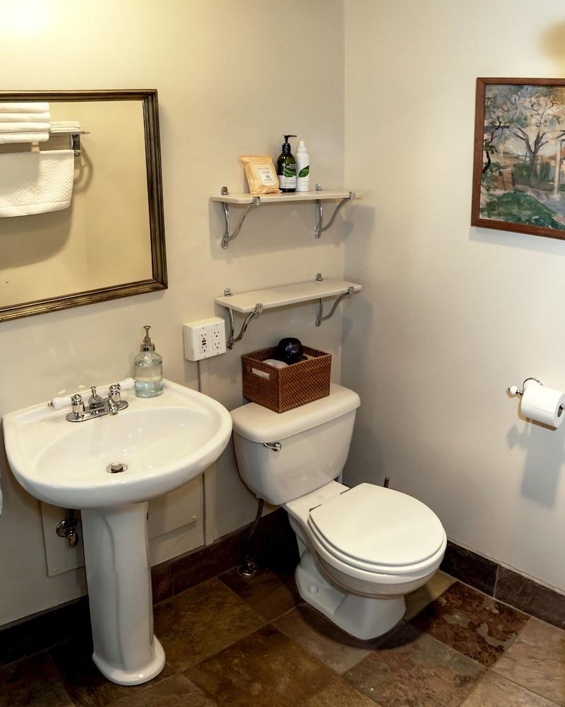 The Stone House Inn photo 16