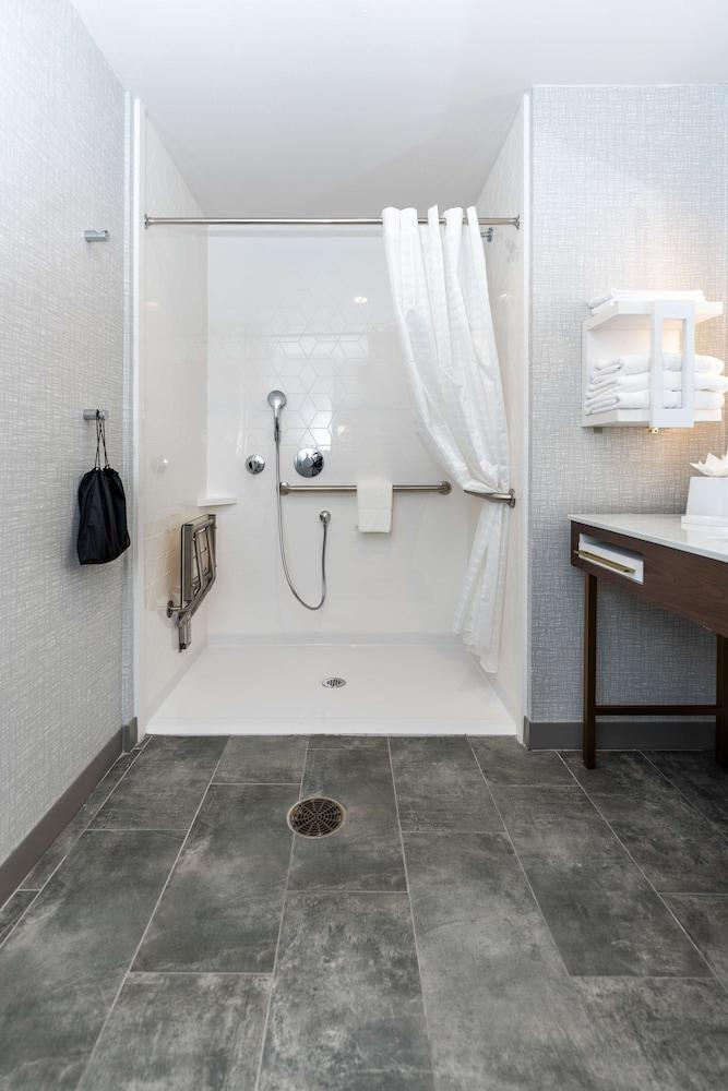 Hampton Inn & Suites Houston Sugar Land photo 47