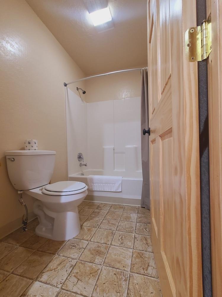 Flaming Gorge Hideout photo 25