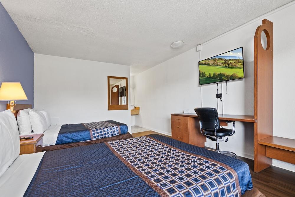 Economy Lodge photo 12
