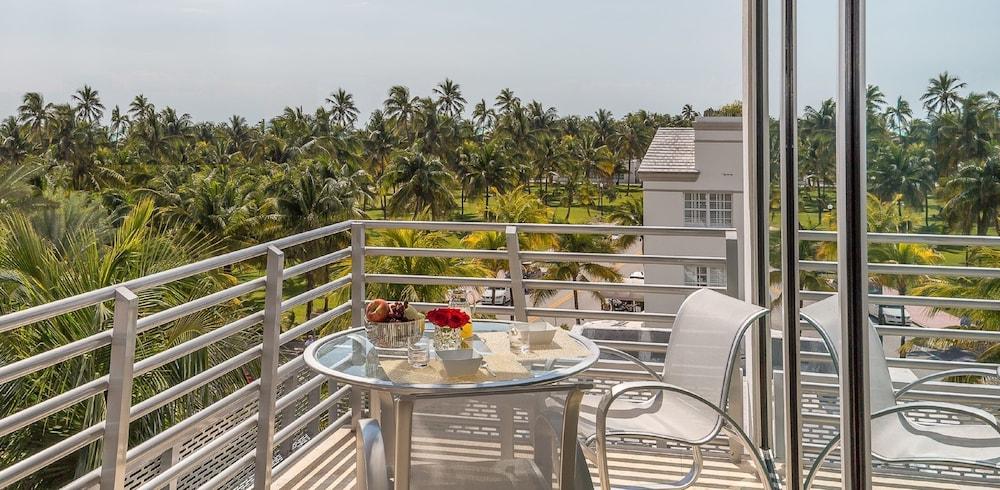 SBV Luxury Ocean Hotel Suites photo 32