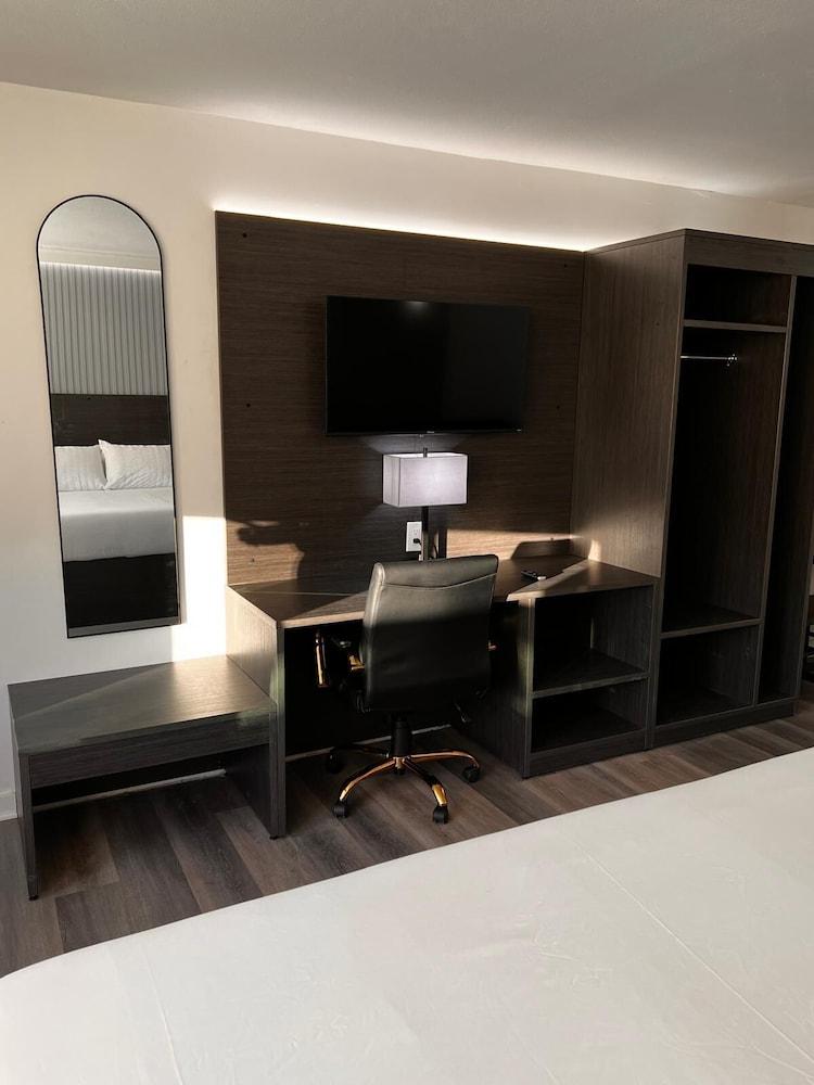 The Irish Inn Boutique Hotel photo 7